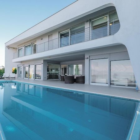 Exclusive Lake Villa Shiroka Bagian luar foto